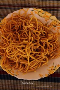 Besan Sev Besan Sev / Ompudi