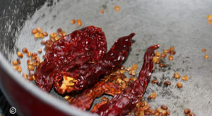 roasted red chilly and urad dal