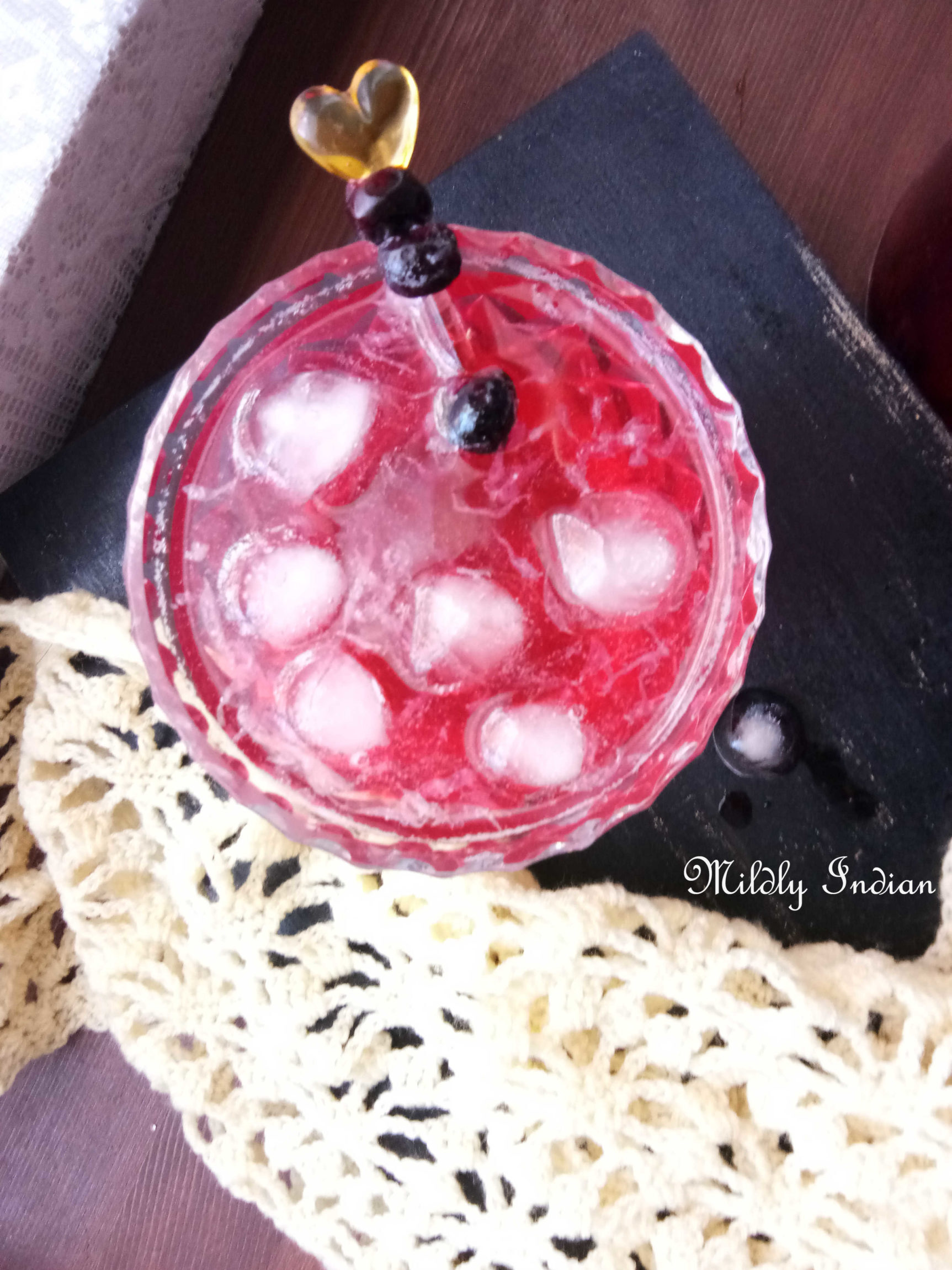 sparkling blueberry lemonade