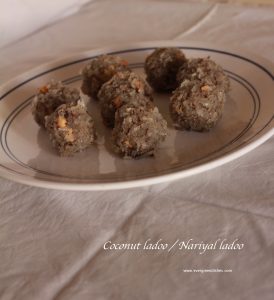 coconut ladoo/ nariyal ladoo