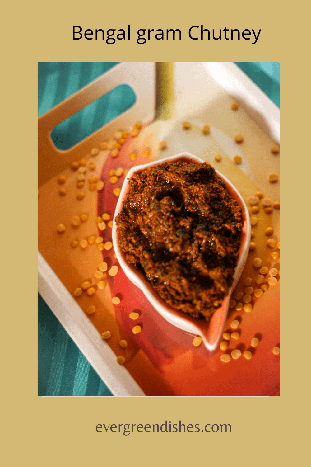 Bengal gram chutney is another kind of chutney using lentil, red chilli and coconut. It is ideal to use with idli, dosa or steamed rice.