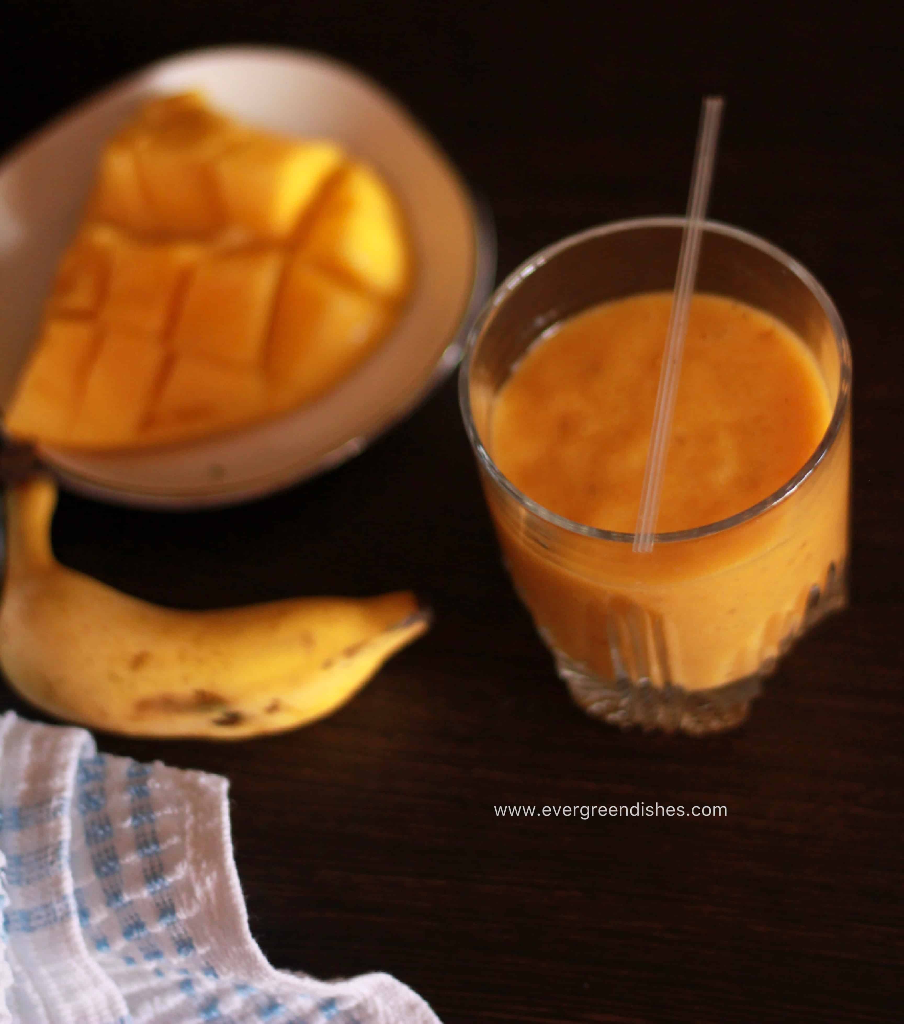 banana mango milkshake