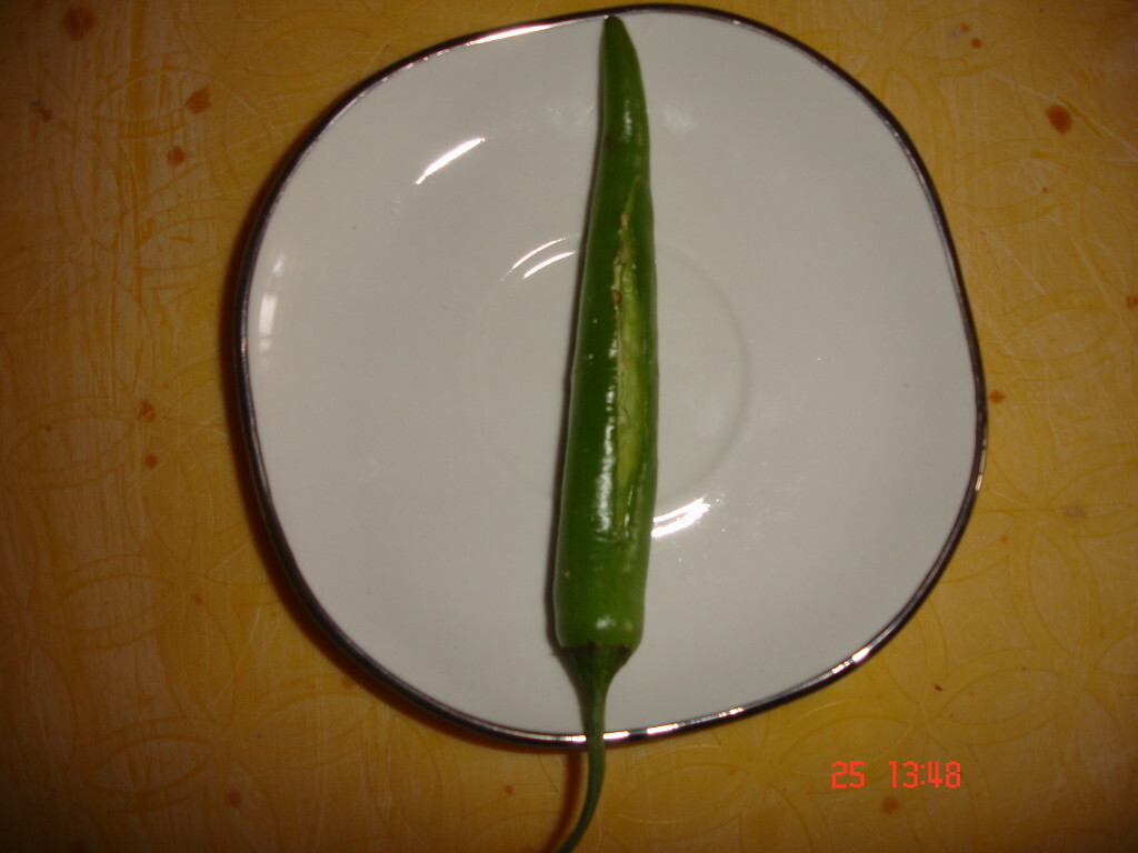 green chilly with incision