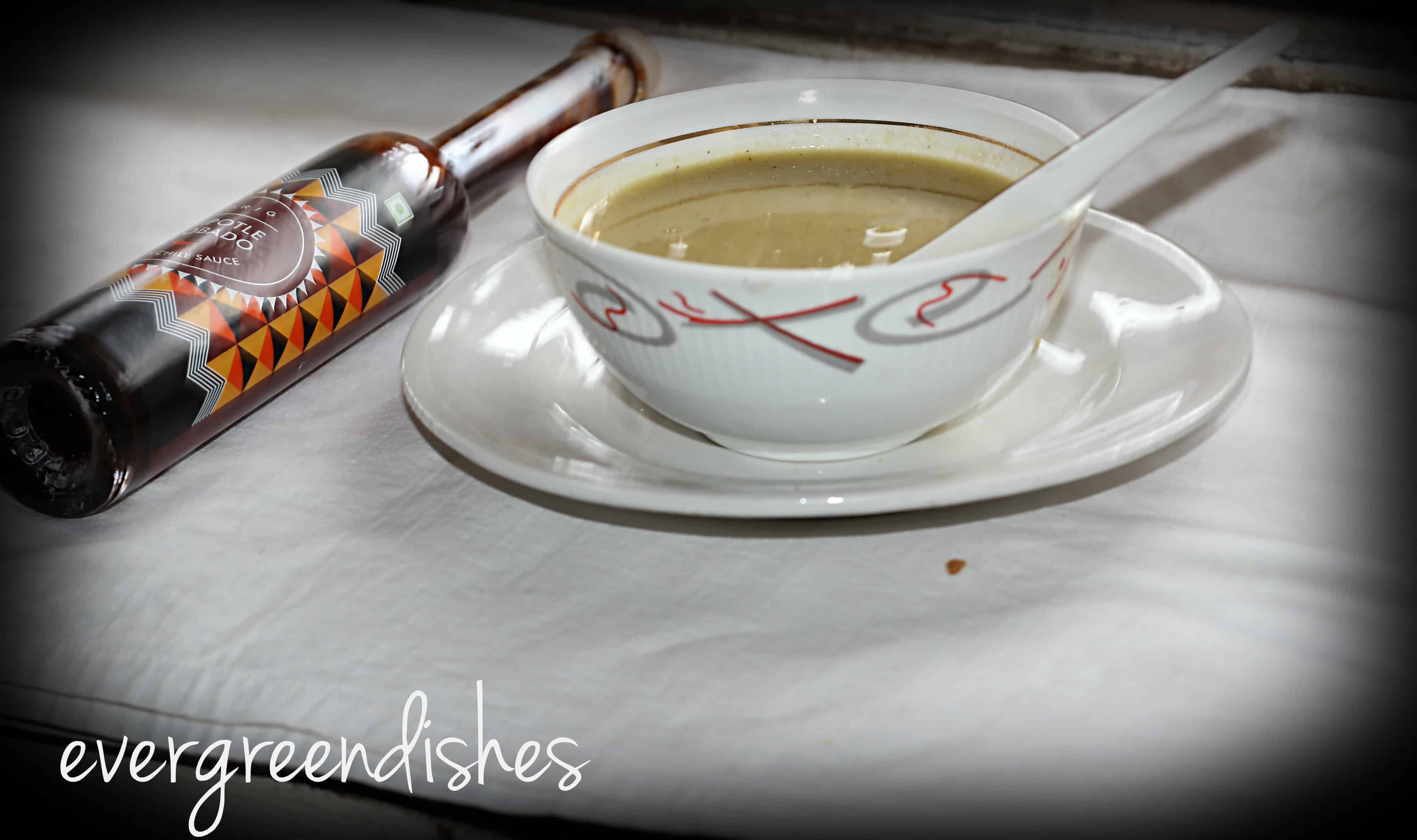 Spicy chipotle chili corn soup