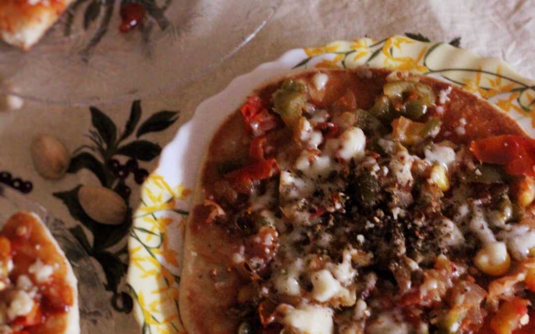 Corn Capsicum Pizza in steps (quick recipe)