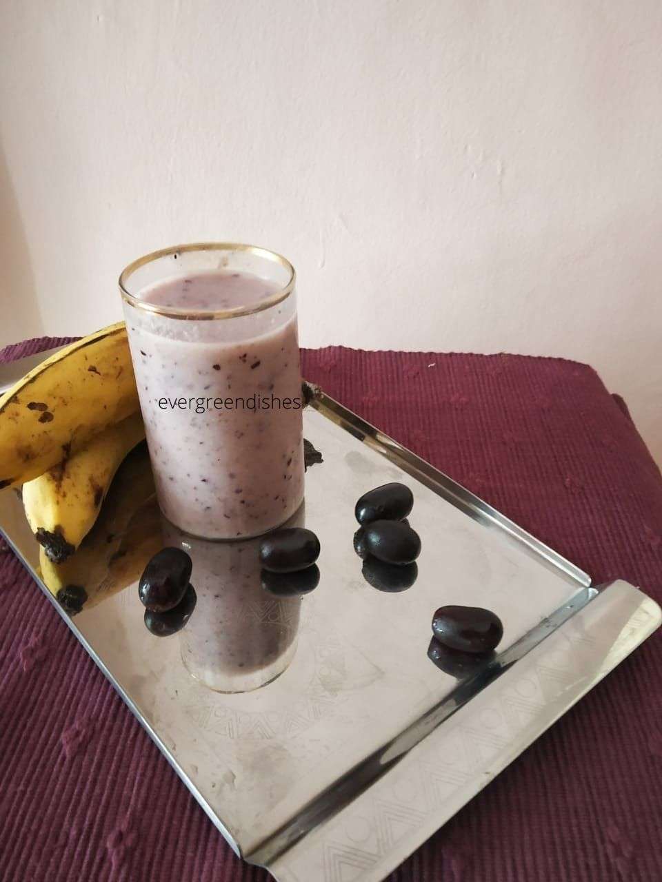 banana grapes smoothie