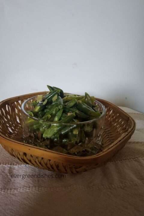 a bowl of srilankan green bean curry